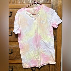 Ladies Victoria Secret Pink XS T-shirt (made big)